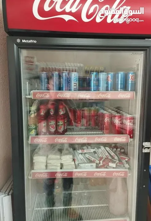 ثلاجات للبيع