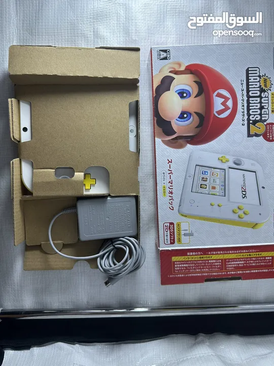 Nintendo 2Ds like new with Box, Japanese Charger