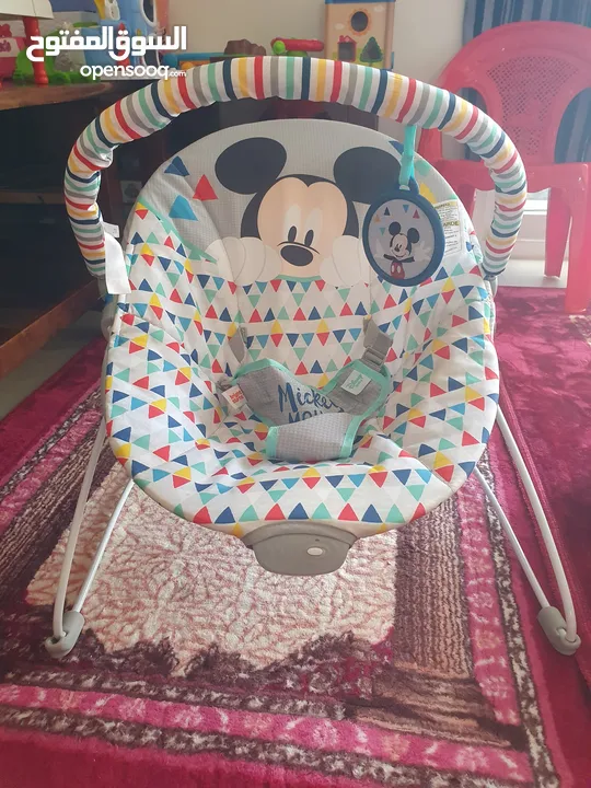Baby vibrating rocker chair