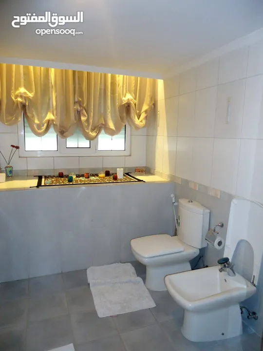 5 Bedroom part of a Villa for rent  ( Property 39852 )-174805201