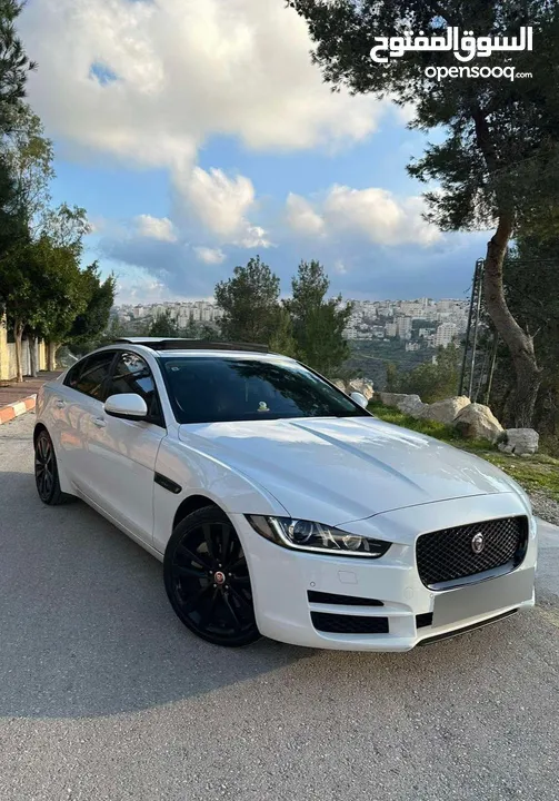Jaguar XE 2019