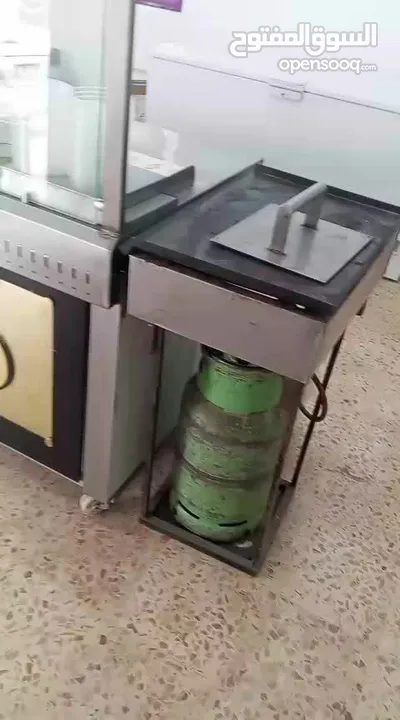 مطعم كامل اغراضه للبيع لا ينقص شي الموقع اربد صما
