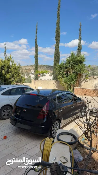 هيونداي i30 بنزين للبيع 1.6 mpi اوتومات موديل   2008 تسيير 2010