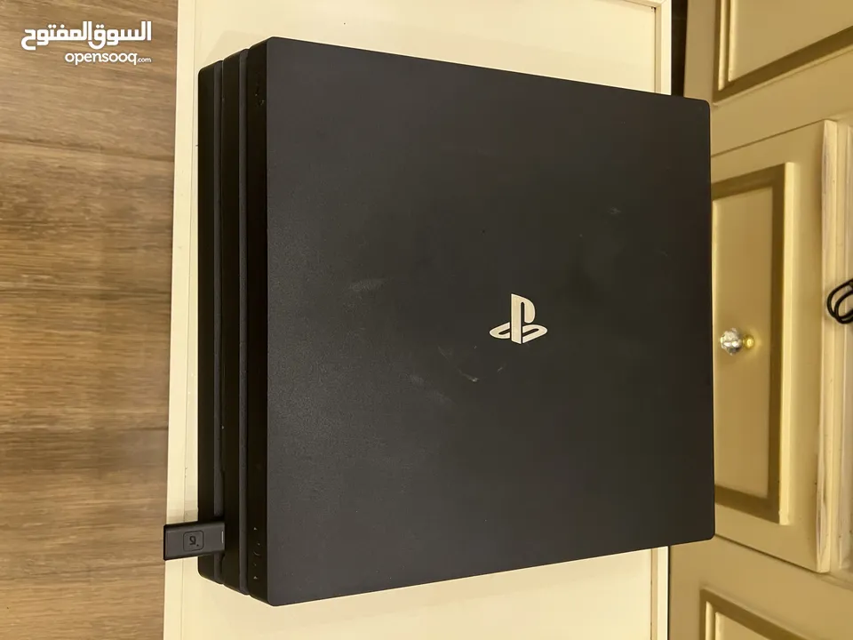 PS4 pro 1tb + astro a30/ بلايستيشن 4 برو 1 تيرا