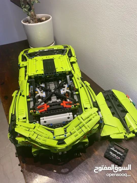 Lamborghini Sián FKP 37 1:8 Ferrari Daytona SP3 - High-Detail Technic-Style Construction Model