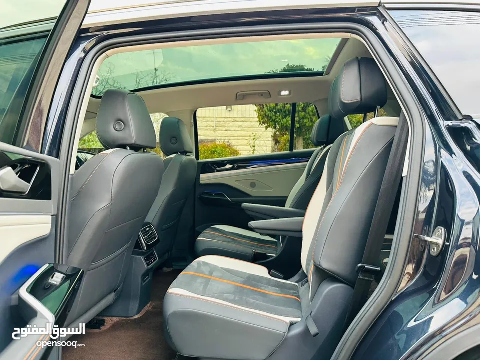 Volkswagen ID6 Crozz Pro 2022VIP اوتوسكور A+ ممشى قليل  فل كامل اعلى صنف