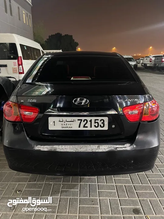 Hyundai Elantra, very low Km, free of accident. سيارة هيونداي إلنترا 2011