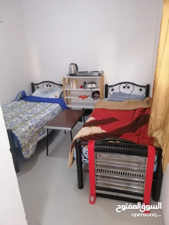 استديو مفروش للايجار قريب من المعابر والجامعات