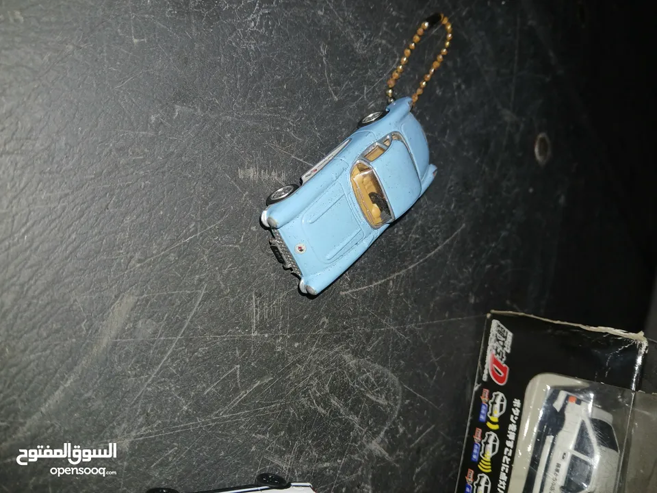 مجسمات سيارات حجم صغير من اليابان