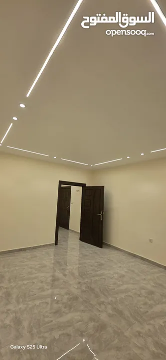 شقه فاخره للبيع