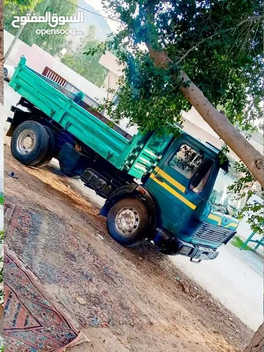 قلاب مرسيدس بنز
