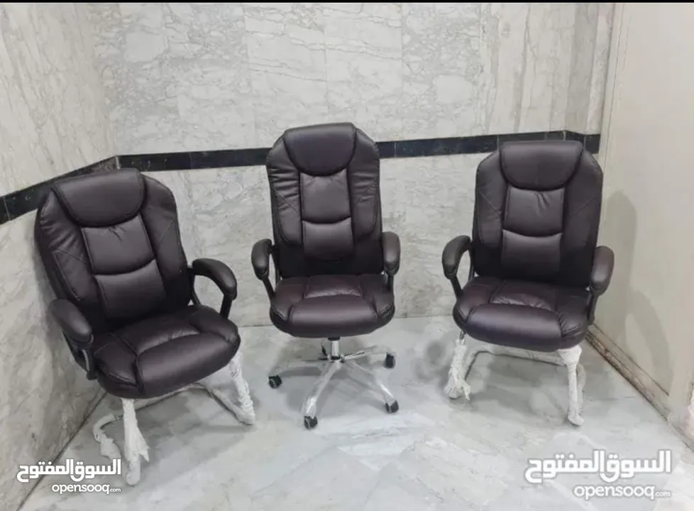 كرسي مدير الجلد متانه و قوة و منظر لافت و جذاب