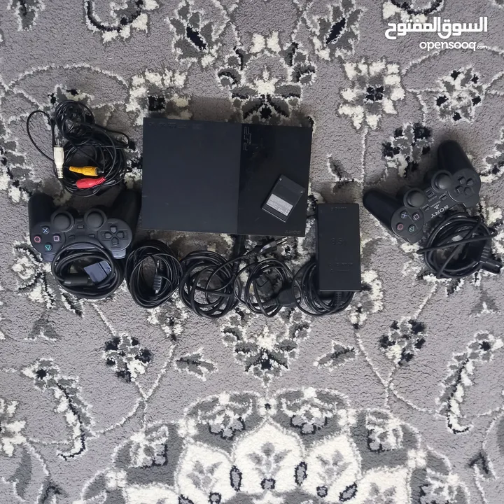 بلايستيشن 2 مع كامل أغراضها زي يلي بالصورة ركز فيها و تعال  قابل للتفاوض