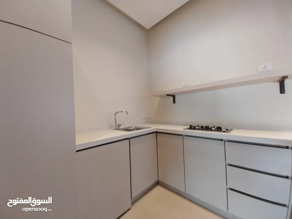 شقة للايجار في ام اذينة  ( Property 36376 )-175067984