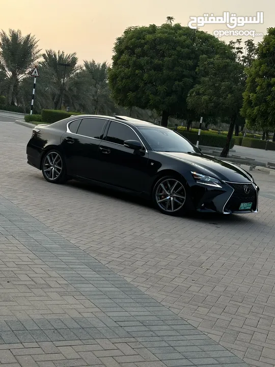 لكزس gs 350 f sport نظيف جداً