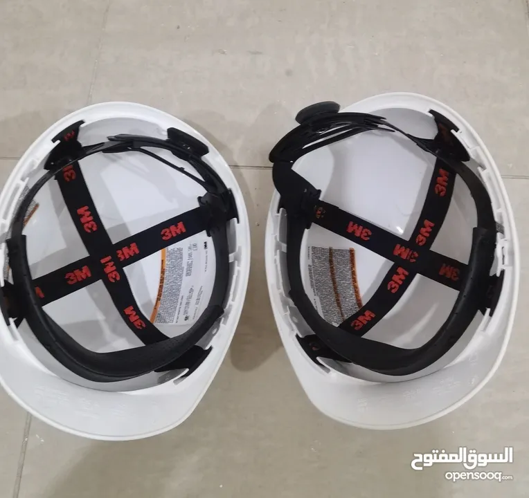 ادوات السلامة العامة  Safety Shoes & Helmet 3M