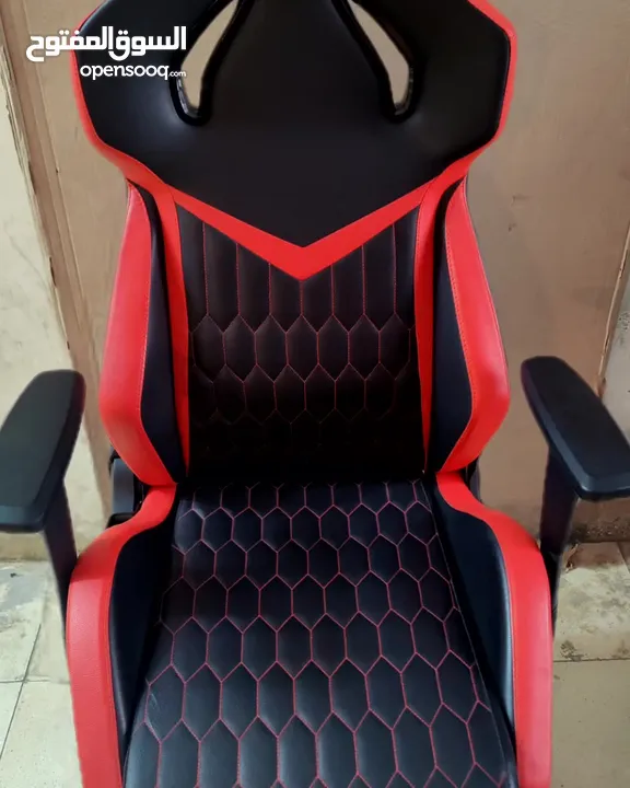 كرسي العاب Gaming مستعمال اصلي spark fox بحالة ممتازة خدمة التوصيل متوفرة