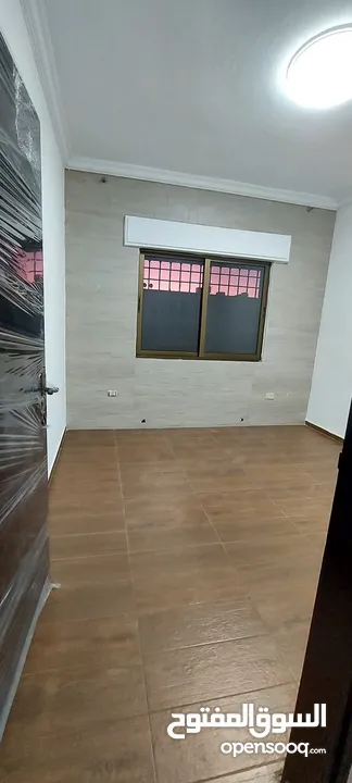 شقة مميزة جدا للبيع مع روف منطقة الجندويل بل قرب من الأحوال المدنية