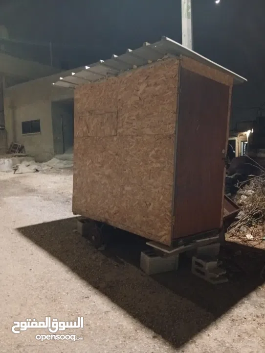 كشك أو كيوسك ماكولات ومشروبات