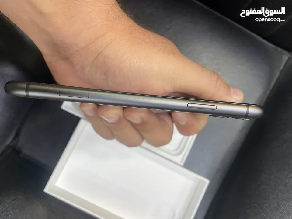 iPhone 11 128 giga بحال الجديد