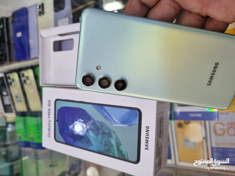 مستعمل ايام Samsung M55 5G رام 16 جيجا 256 أغراضة والكرتونه الأصلية متوفر توصيل