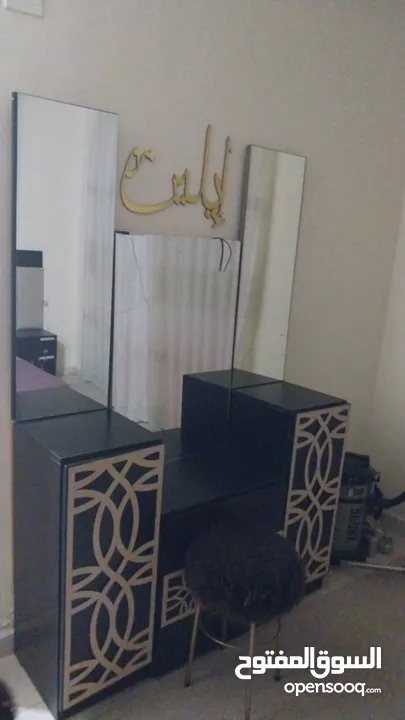 غرفه نوم بحالة الوكاله استخدام عرسان