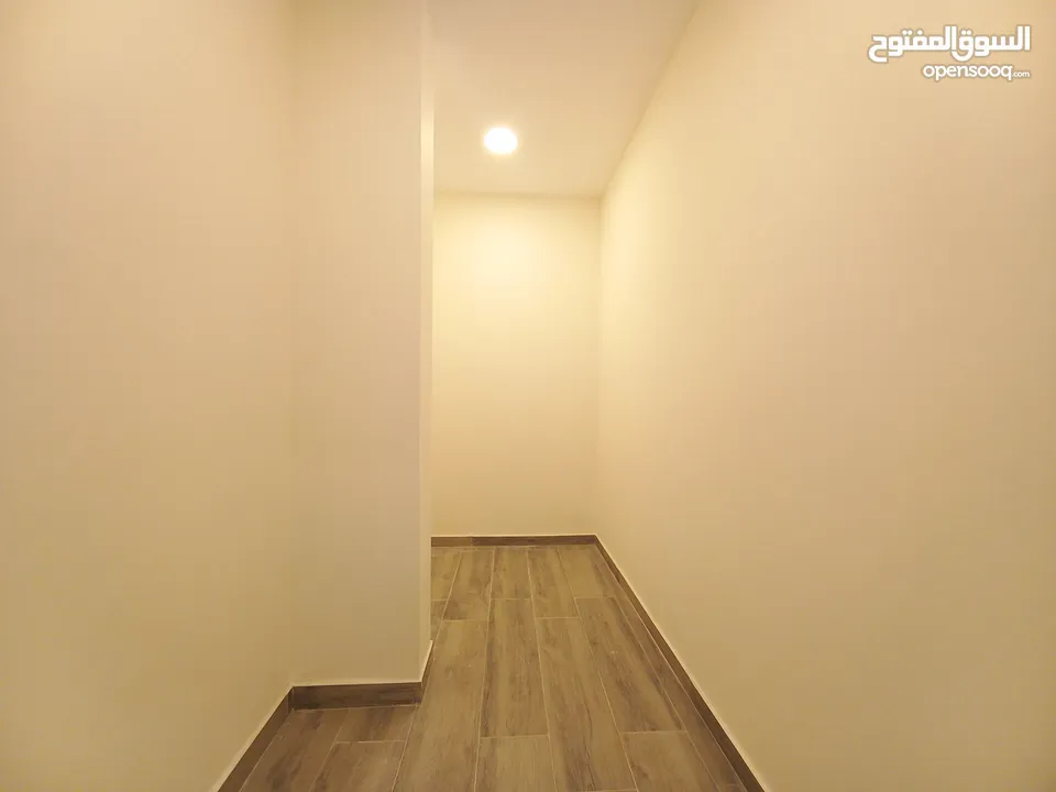 شقة غير مفروشة للإيجار في دير غبار  ( Property 35622 )-174968760