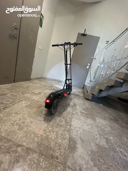سكوتر كهربا   54V. 13A.   500 W.