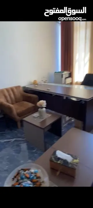 مكتب للايجار 2200