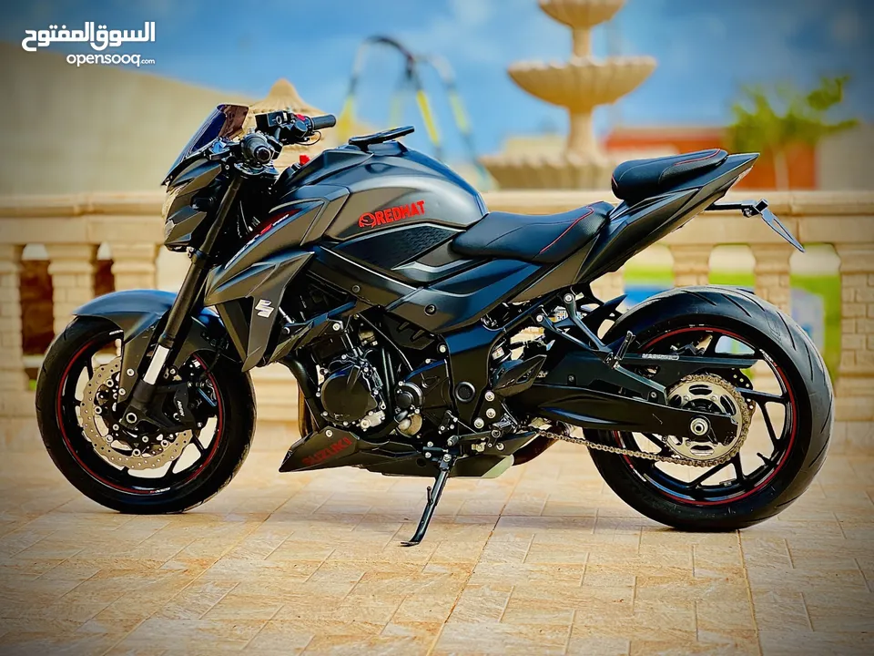 سوزوكي GSX .S750