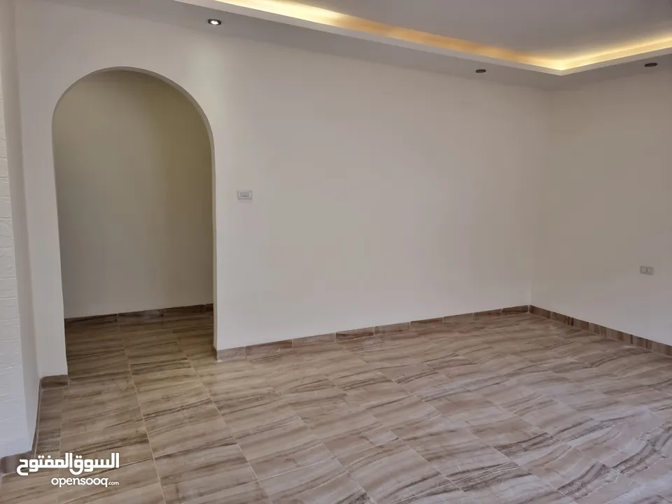 شقه طابق ثالث للبيع من المالك مباشره