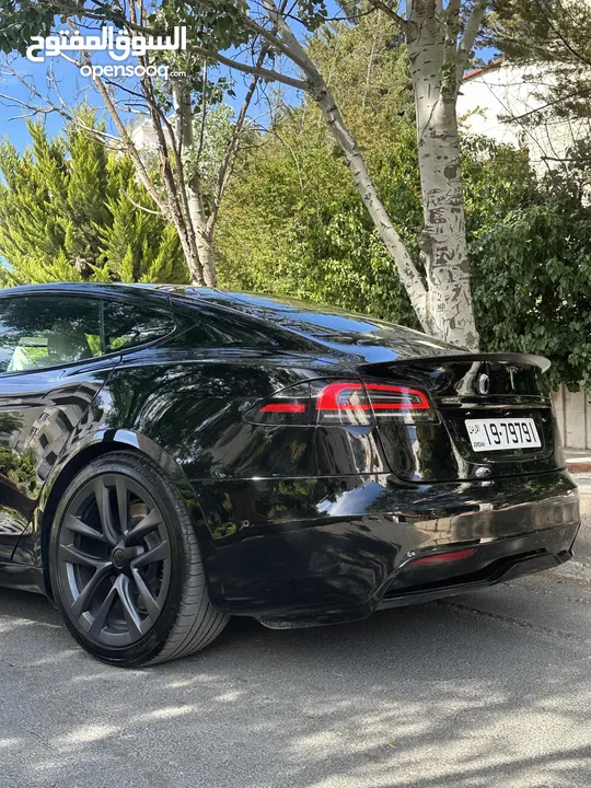 TESLA MODEL S PLAID