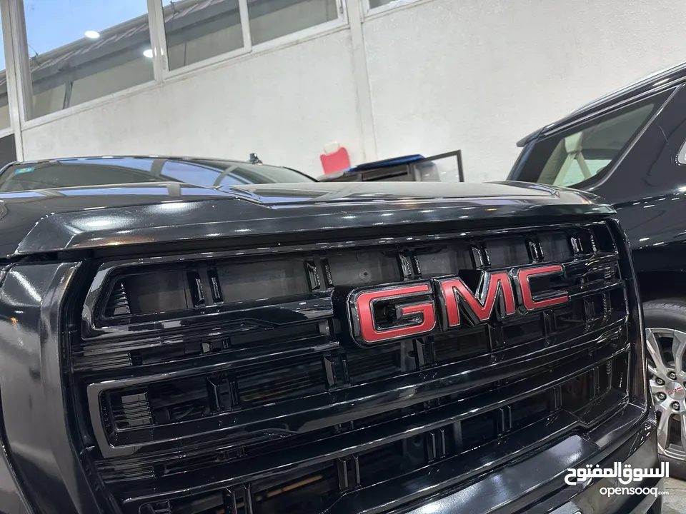 2023 GMC SLE