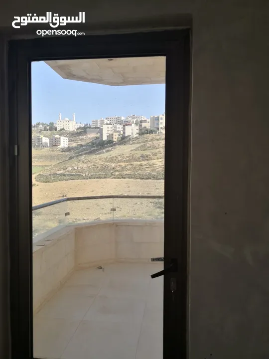 شقة للايجار  ضاحية الامام الغزالي بجانب مدرسه بناة الغد