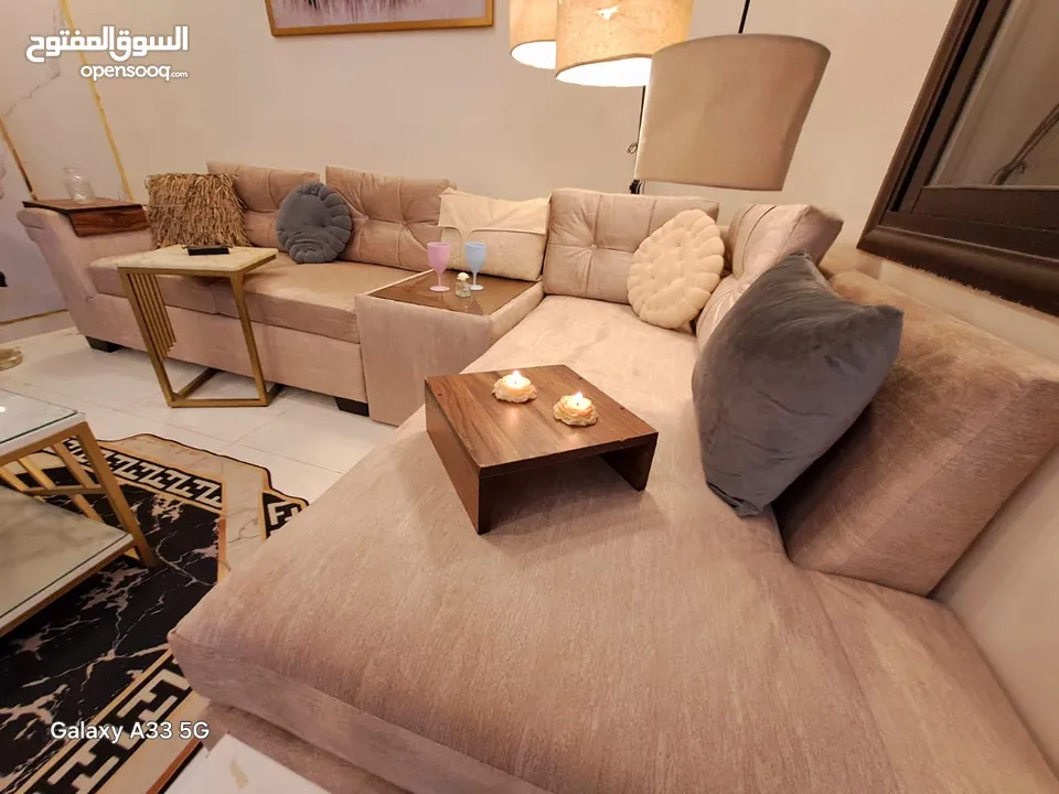 طقم كورنر أمريكي مميز