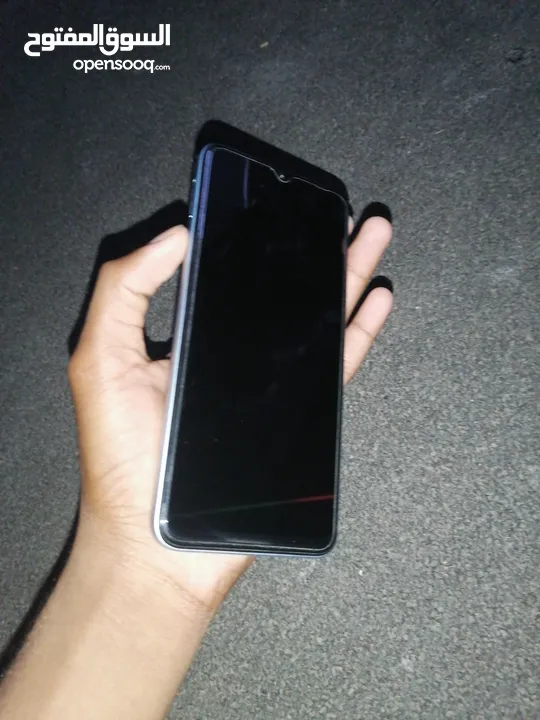 Ravoz V6 Clour Blue 128gb 8+4gb ram Only 8 months used