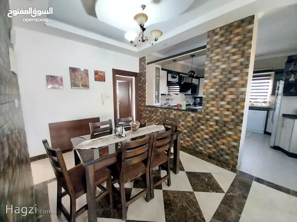 شقه مميزه طابق ثالث مع روف غير مبني للبيع في منطقة الحويطي طريق المطار ( Property ID : 30238 )