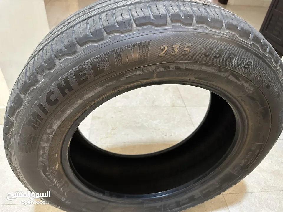 Used GMC Acadia Tyres-18 Michelin  تواير ميشلين جي ام سي اكاديا  مستعمله موديل قديم 2017