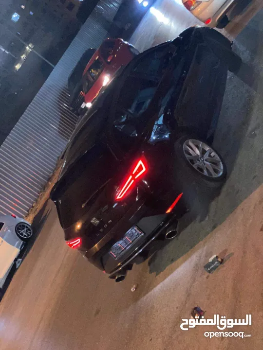 سيات ليون Fr 1800 للبيع او البدل