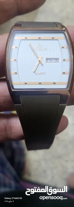 مجموعة ساعات ياباني نضيف جدآ شغله ميه بميه