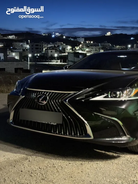 Lexus 2020 es300h