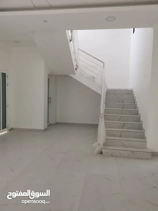 فيلا للبيع في الهملة مناسب لطلبات السكن الاجتماعي تصنيف الأرض هوRHA سكني