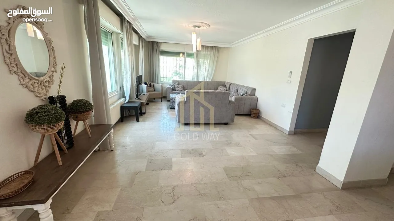 شقة مميزة للبيع في أرقى مناطق عبدون طابق أول 170م بسعر مميز / ref 9528