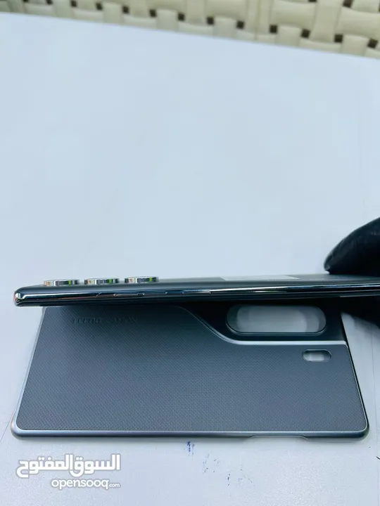 كامون 40 برو استعمال يومين فقط 256 جيجا ارام 12+12بصلاة عنبي ماشاءالله 5G