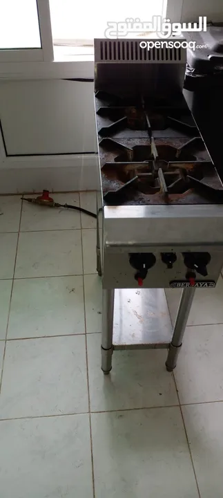 معدات مطاعم للبيع بسعر مناسب