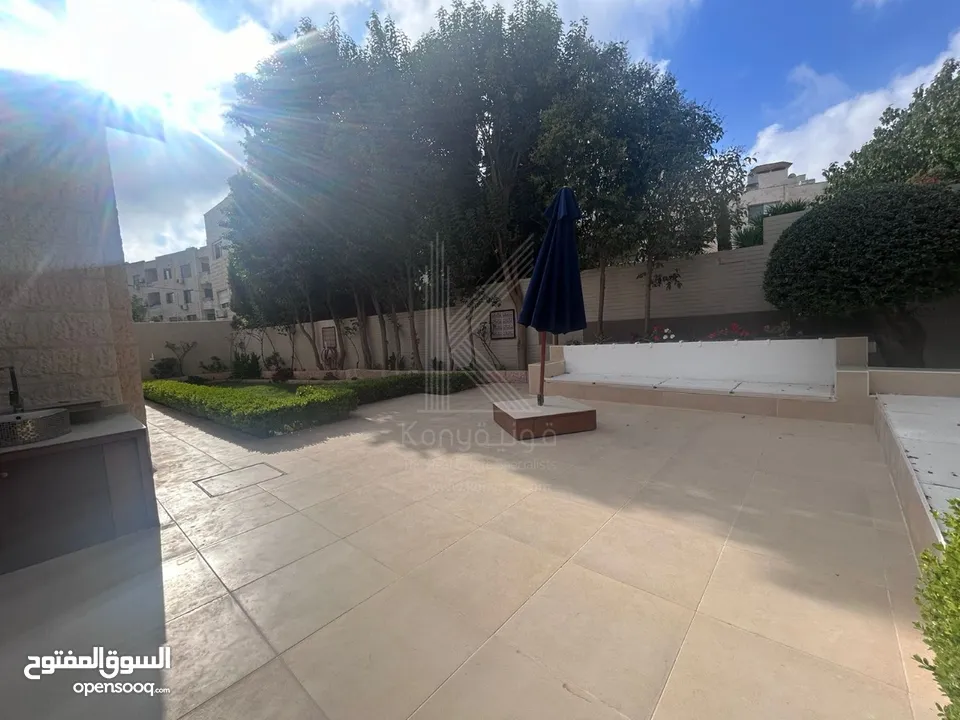 Luxurious Villa For Rent In Dair Ghbar