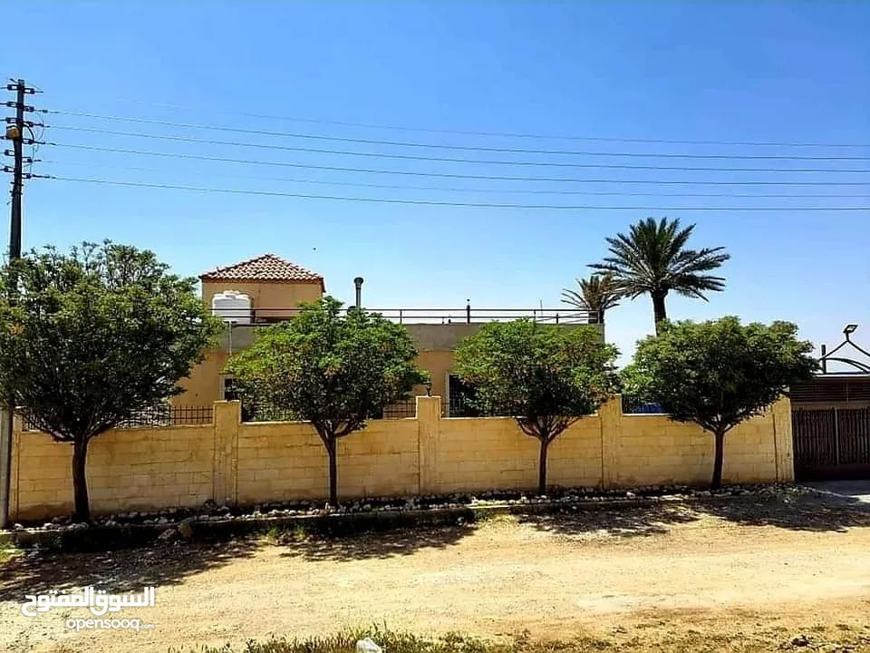 فيلا للبيع في أجمل المواقع في عمان تبعد عن الدوار السابع 15 دقيقه اطلاله مميزه على جبال فلسطين