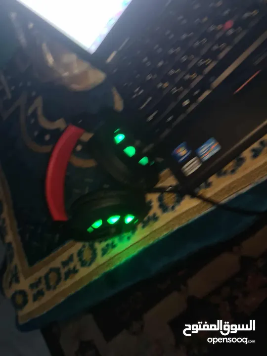 متوفر سماعات جيمنج مستعملات شغالات مئة بالمئة