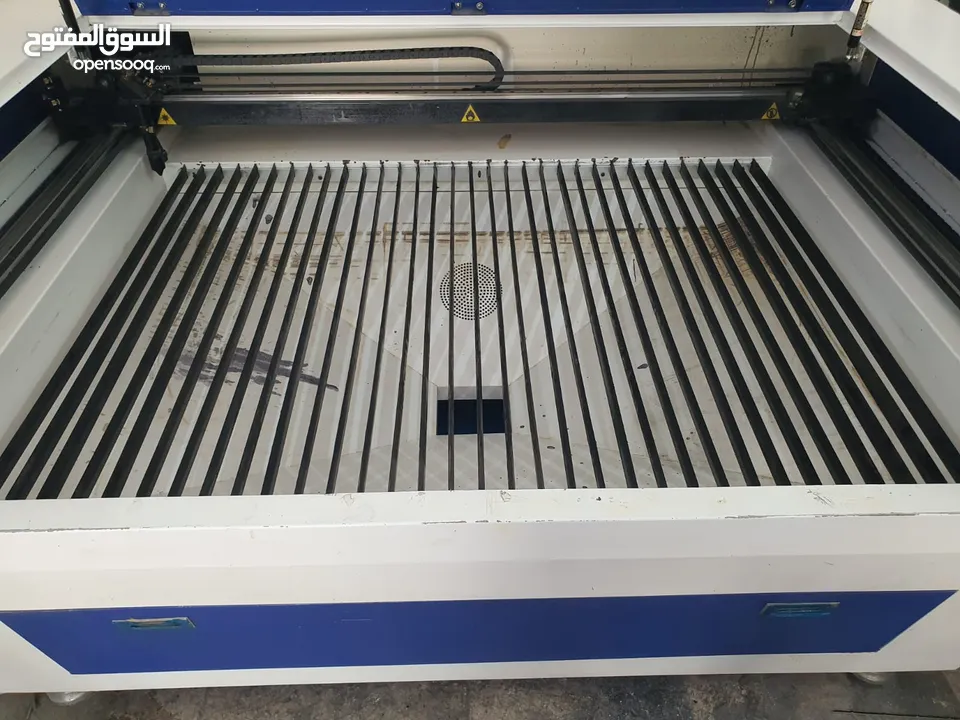ماكينة ليزر سي ان سي للبيع بحالة الوكالة  laser machine cnc for sale 150w مساحة عمل 130*90 work spac