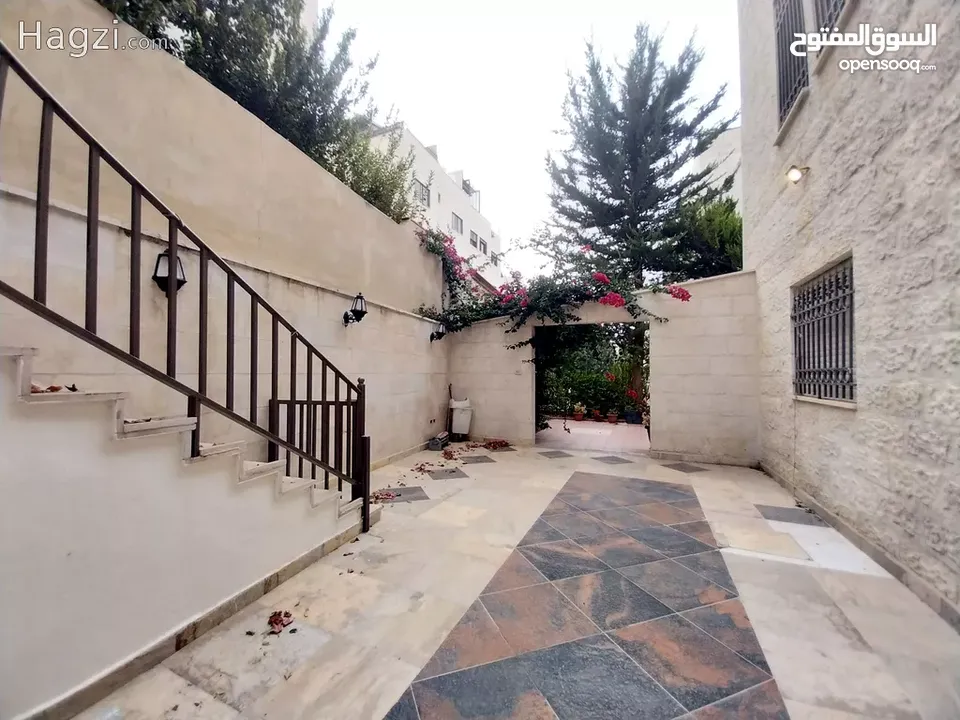 شقة جزء من فيلا للايجار في ام السماق  ( Property 34892 ) سنوي فقط